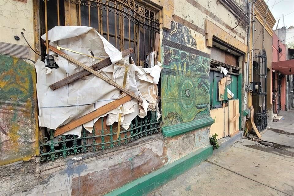 Carlos Salazar Caddesi'nde Galeana ile Emilio Carranza arasında erişim engellendi.