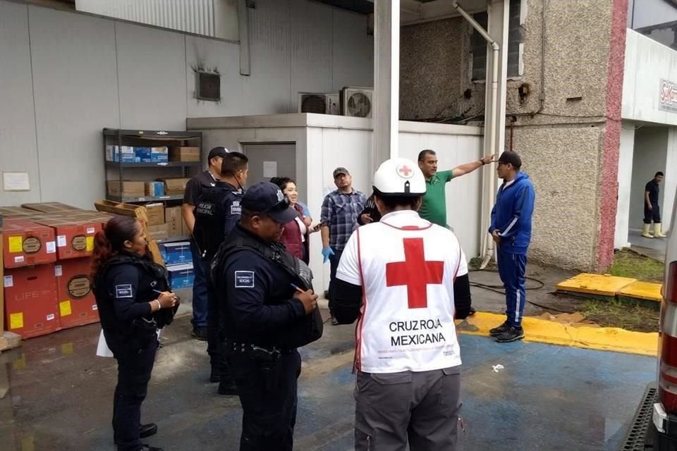 Una bebé recién nacida al interior de una bolsa de plástico fue dejada en la empresa Sukarne, en Escobedo.