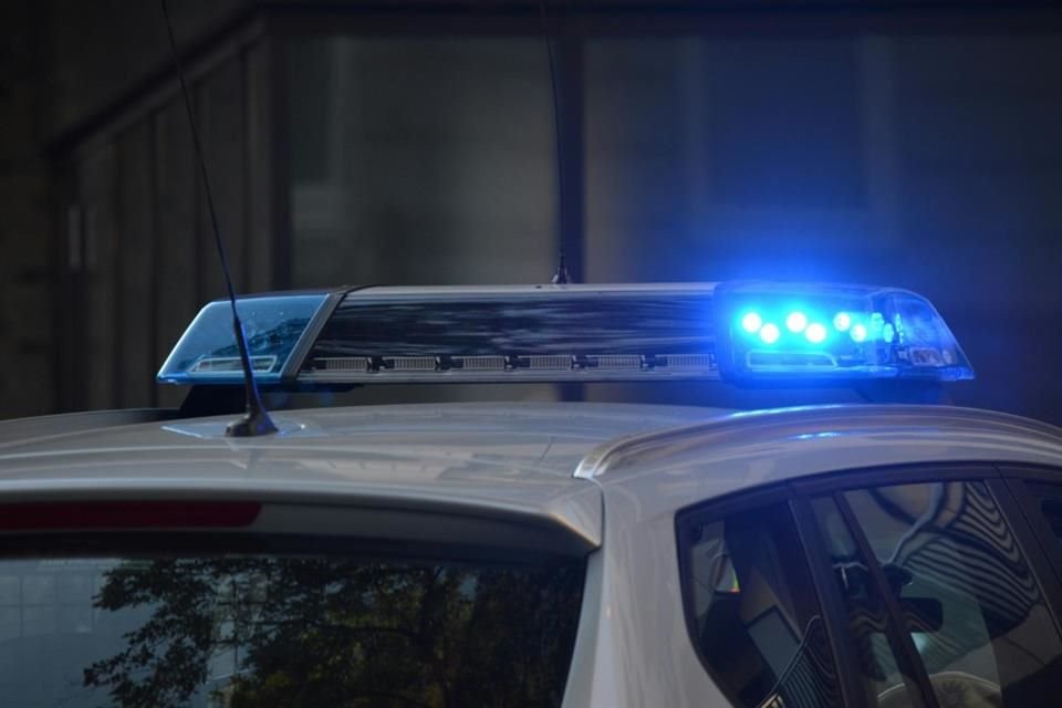 Un grupo de reclusos, presuntos miembros de la pandilla MS-13, atacó a guardias en una prisión de Virginia.