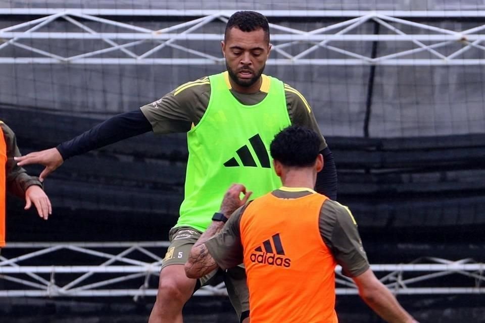 Rafael Carioca se reintegró a los entrenamientos de Tigres este domingo.