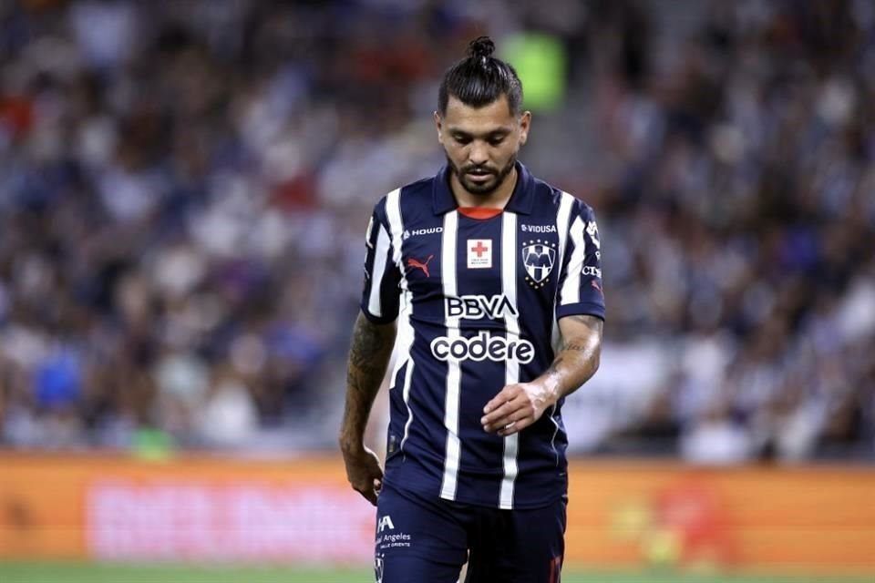 Jesús Corona y el resto de los jugadores ofensivos de Rayados, poco daño lograron hacer en la primera mitad.