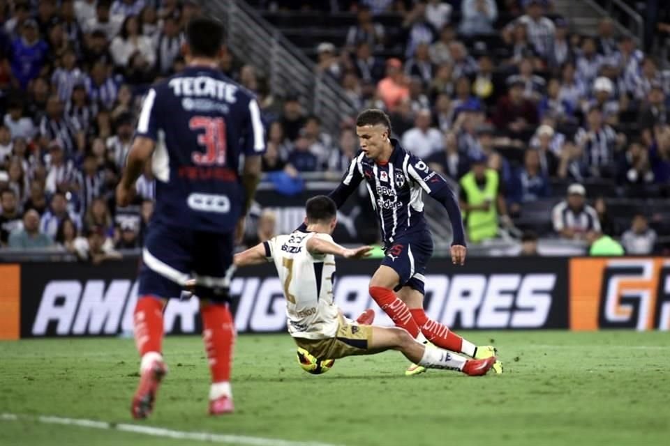El colombiano dejó hombres en el camino y definió de gran forma.