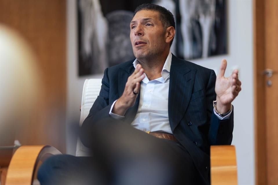 Carlos Hank, presidente de Grupo Financiero Banorte, consideró que la Presidenta Claudia Sheinbaum ha llevado un manejo 'extraordinario' de la relación con el Gobierno estadounidense.