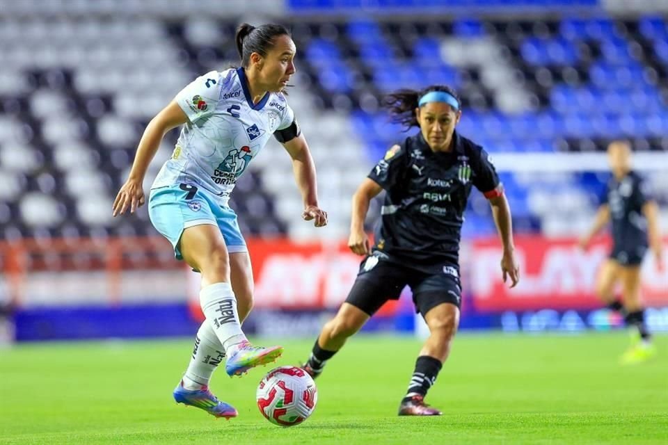 Pachuca dejó en el camino a las Rayadas y acabó con el ansiado sueño del tricampeonato, al imponerse este lunes 4-1 sobre las regias y avanzar a la Final con global de 4-2.