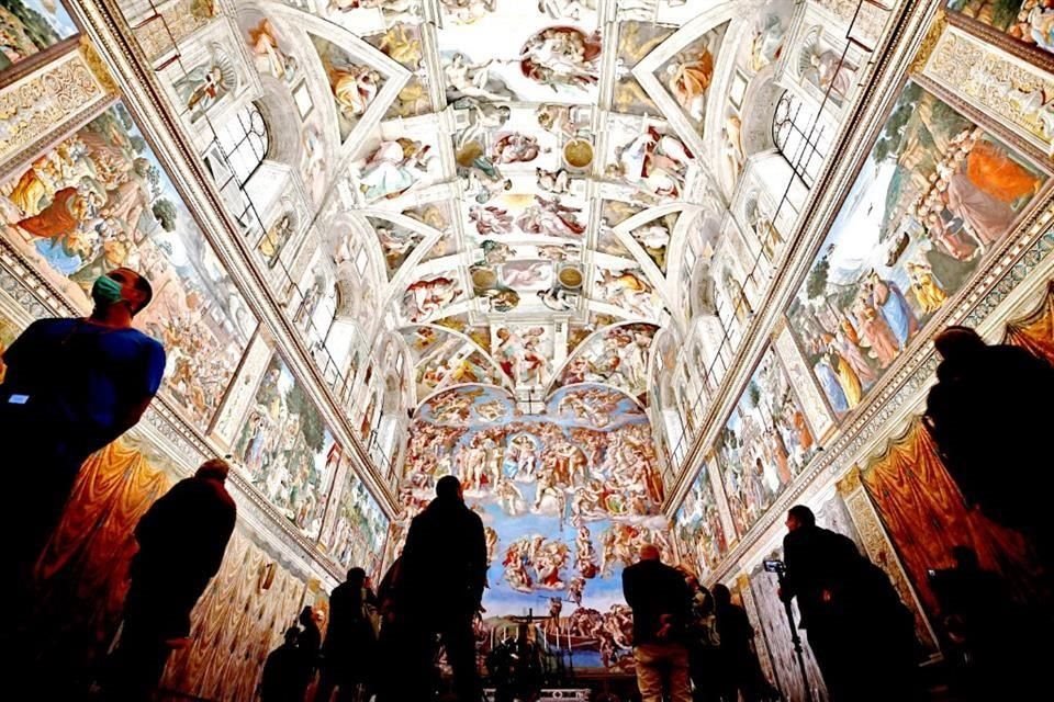 La Capilla Sixtina, joya del Vaticano y sede del cónclave desde 1878, cierra a turistas; recibe 6 millones de visitas al año.