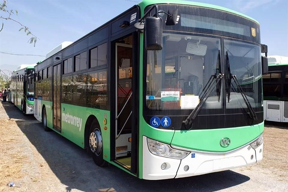 Desde mayo, la tarifa de la Ruta Exprés debería de ser de $15.50, pero una falla en la app Urbani tiene el pasaje en $15. 