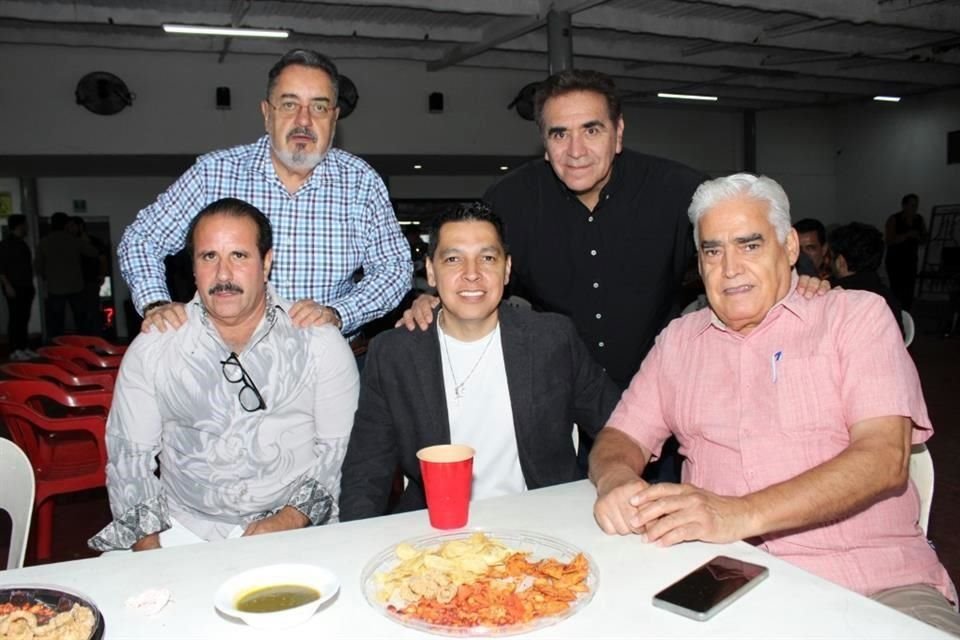 Rubén Martínez Garza, Jesús Sepúlveda, Gerardo Rodríguez, Ángel Álvarez y Vicente Munguía Hernández