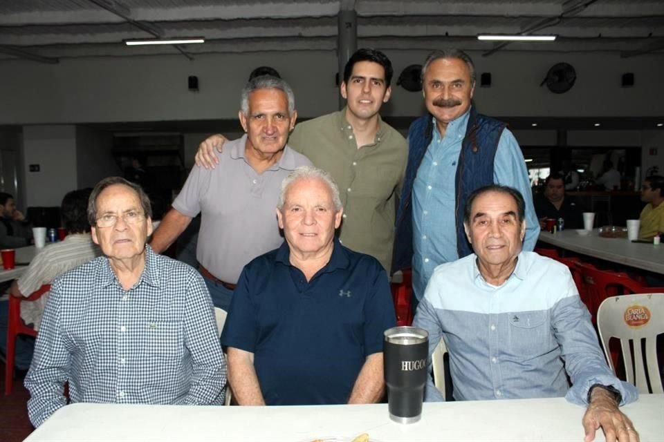 José Gómez Rodríguez, Hugo Gómez, Refugio Benavides, Carlos Contreras, Pelegrín Contreras y Juan Flores
