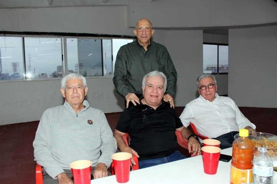 José Manuel Juárez, Isaac Treviño, Edgar Treviño y Enrique Frech