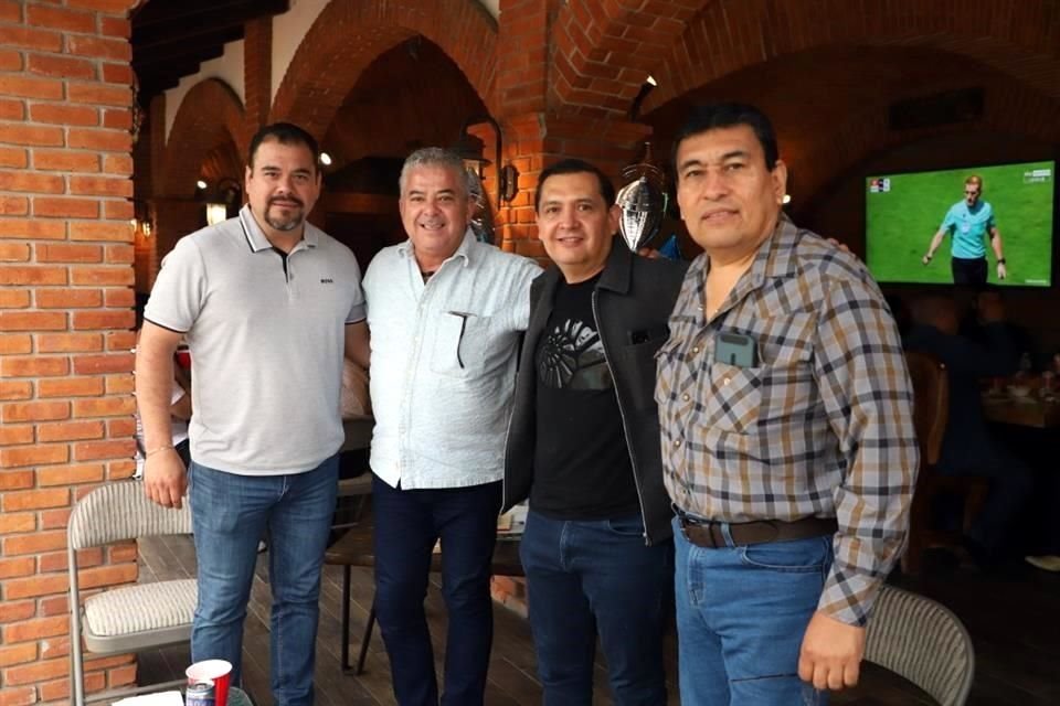 Abraham García, Enrique Cortés, César Carrillo y Carlos Castillos