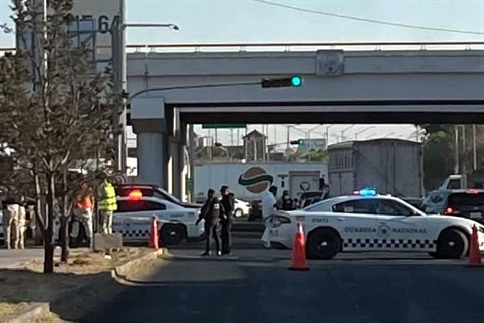 En Celaya, Guanajuato, un agente de la Guardia Nacional oriundo de Puebla falleció tras ser baleado mientras se encontraba en una unidad oficial.