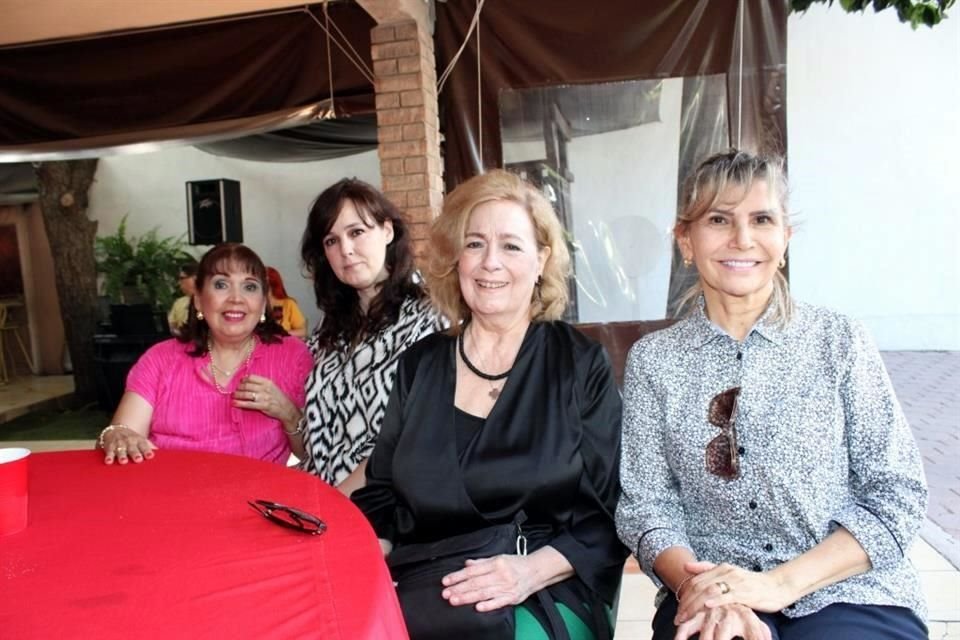 Elsy Moncayo, Olivia González, Olivia Cerna y Yolanda Del Real