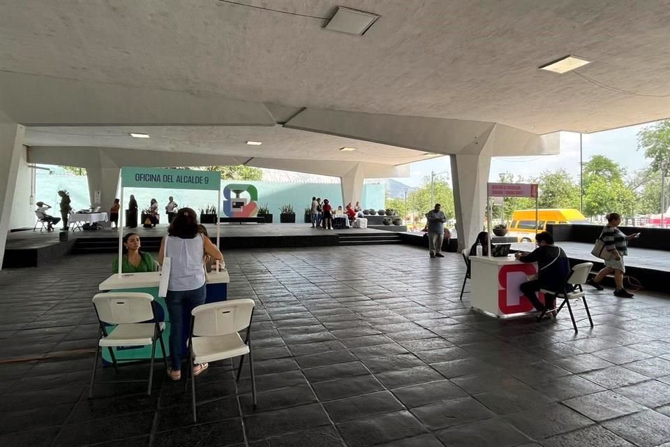 El programa se lleva a cabo en los baños del Palacio Municipal solo con dos módulos de atención ciudadana.