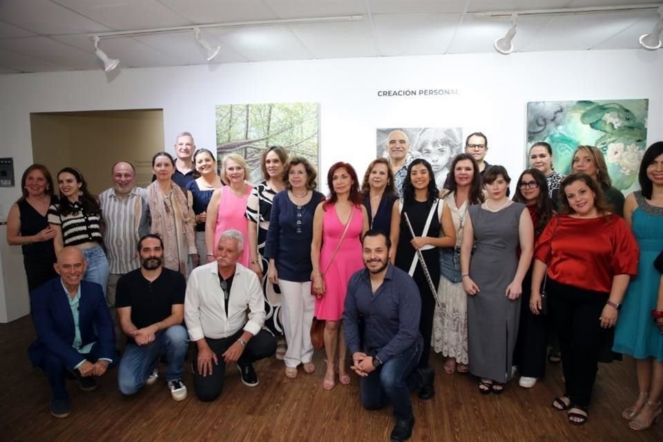 Ex alumnos y maestros del Tec presentan 'Creación Personal', una exposición de 38 piezas de arte que se exhiben en la Casa de la Cultura.