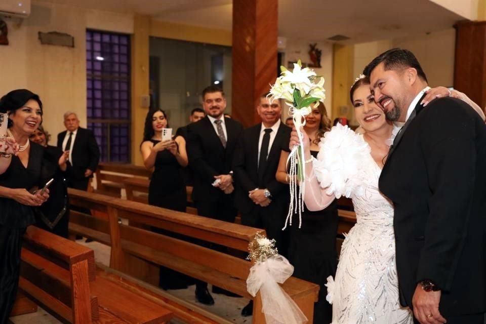 Imelda Benavides y Neftalí Garduño