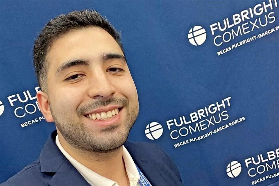 El docente obtuvo las becas Claudio X. González y una de Comexus y el programa Fulbright-García Robles.