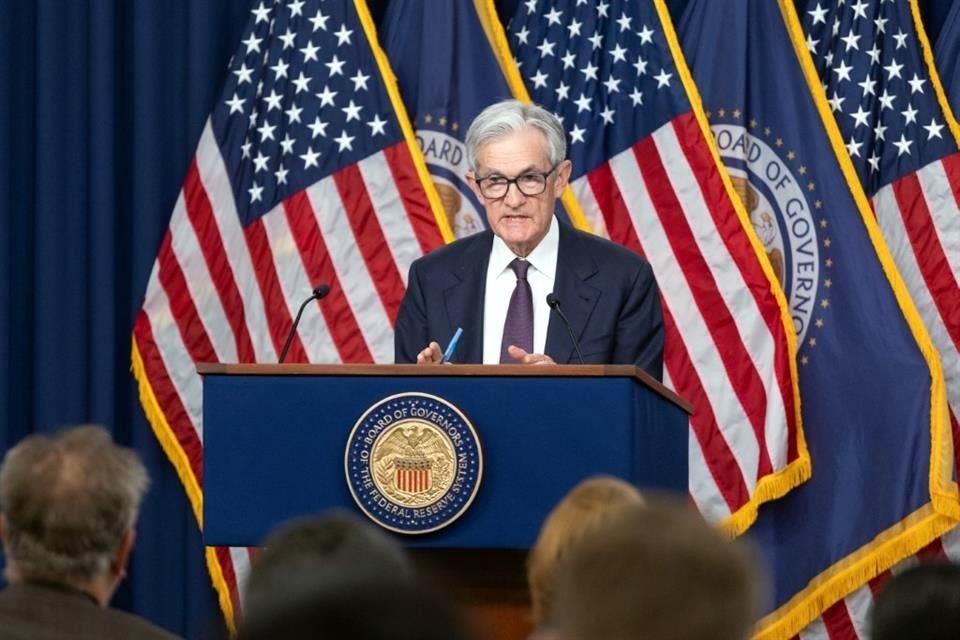 Donald Trump calificó de tonto al titular de la Fed, Jerome Powell, después que organismo decidiera mantener estables los tipos de interés.