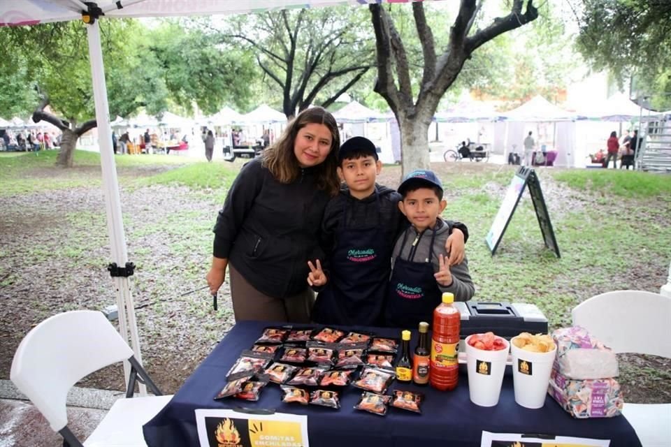 Daniela Cruz, Jaziel Cruz y Yoneri Cruz