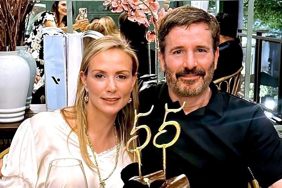 En días pasados Raúl Ramonfaur cumplió 55 años de vida, y su esposa Mónica Gracia aprovechó para felicitarlo con un emotivo mensaje que compartió en sus redes sociales.