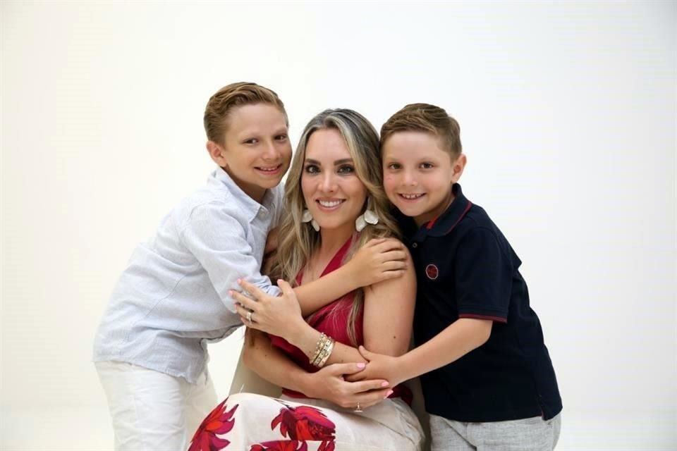 Luis Marcelo Sauceda Escalante, Giselle de Sauceda y Emilio Sauceda Escalante