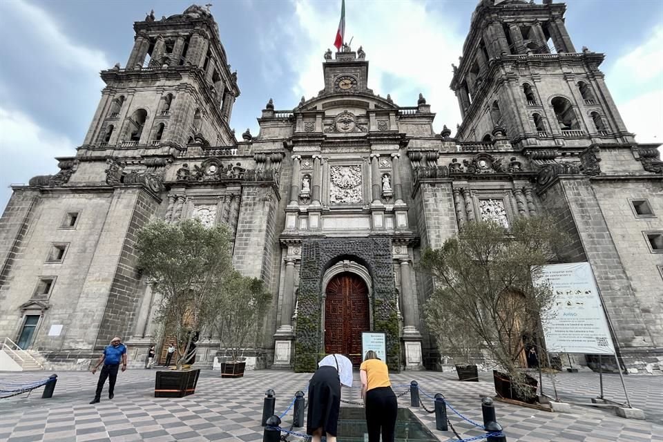 Por la mañana, la Catedral era visitada principalmente por turistas.