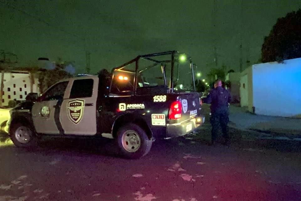 Los hechos se registraron alrededor de las 23:00 horas frente a un domicilio de la calle Olmos, en el onceavo sector de la Colonia Ébanos.