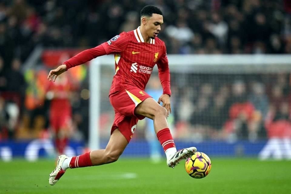 Trent Alexander-Arnold salidría del equipo.