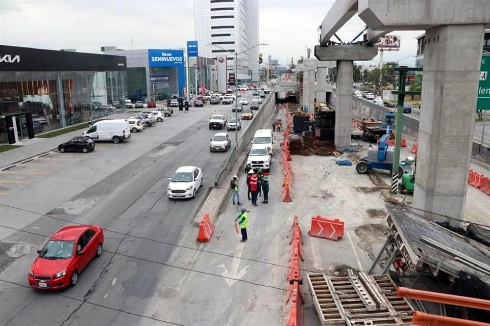 Alrededor de las 9:30 los carriles laterales fueron reabiertos.