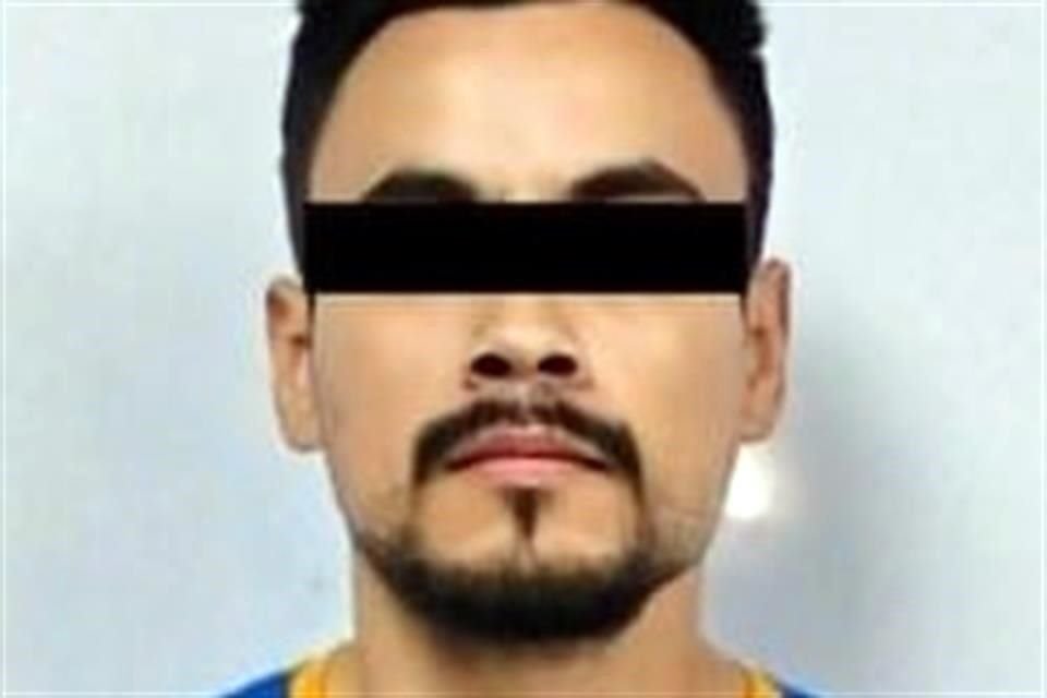 Jonathan, de 32 años, fue detenido ayer mediante una orden de aprehensión por el delito de equiparable a la violación.