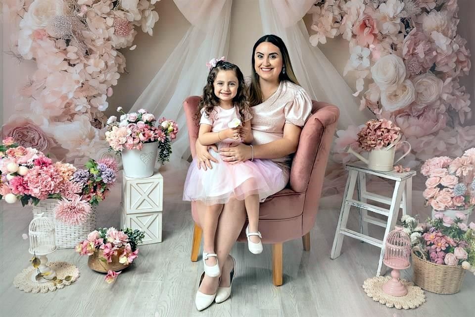Ilse Carlos y Valentina González