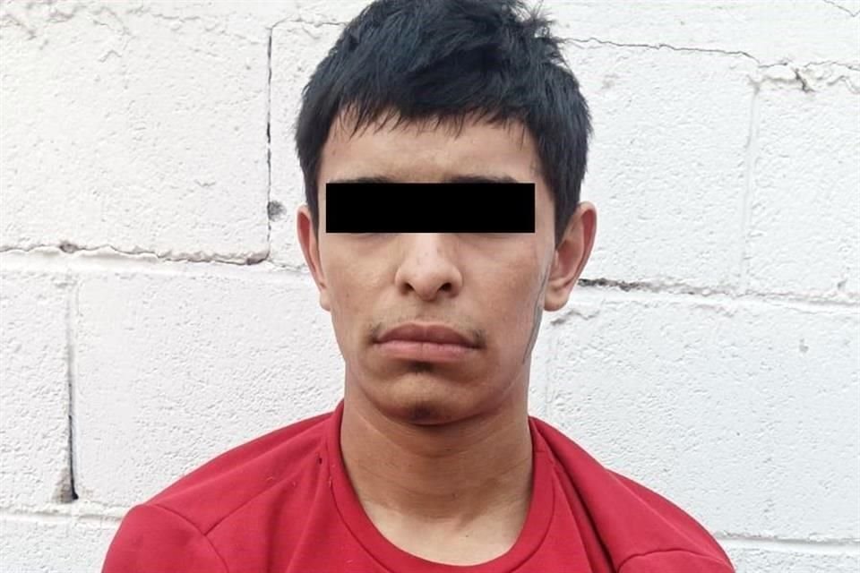 El sospechoso fue identificado como Juan Antonio, de 22 años, originario de Reynosa, Tamaulipas.