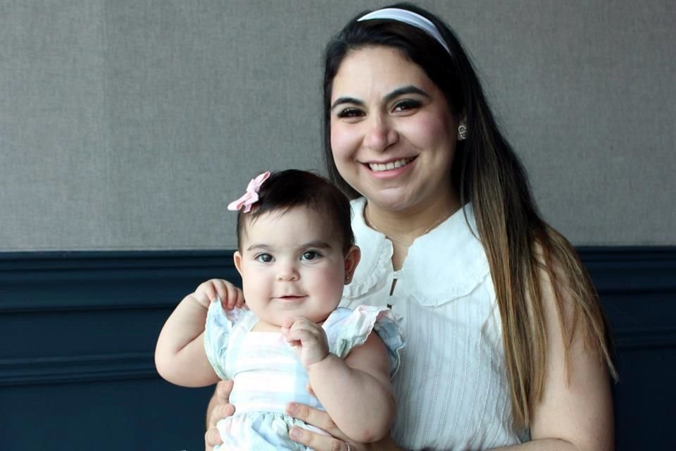 Mariana Sánchez de García y Mariangela García Sánchez