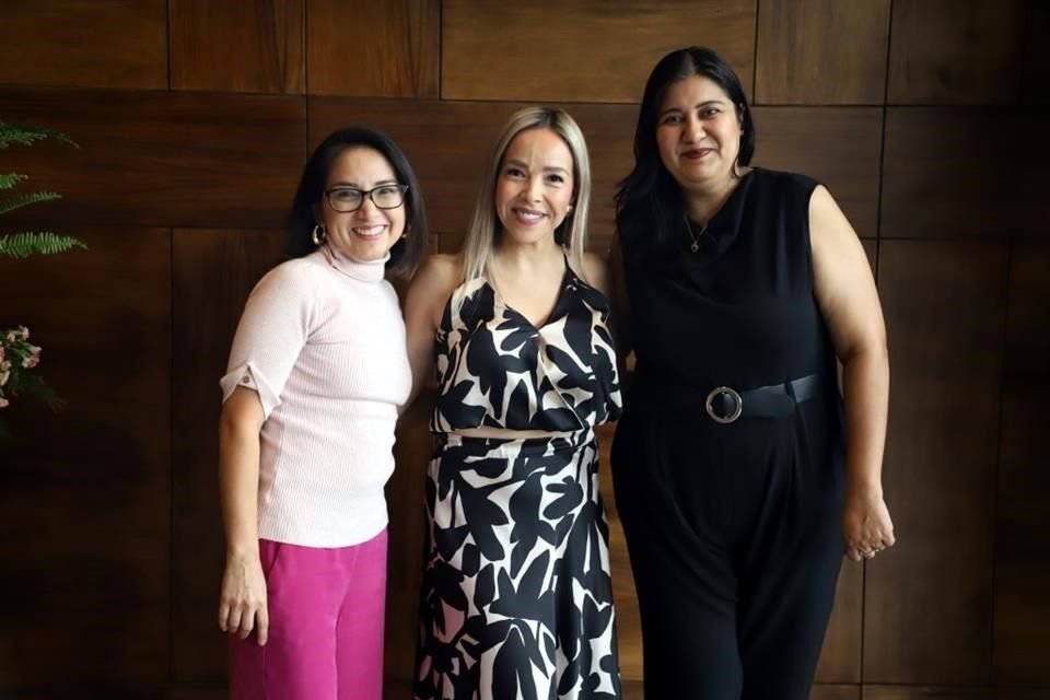 Ivette González, Airam Ríos y Yuliana Morales