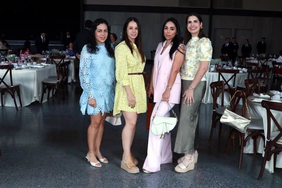 Carolina Sánchez, Anahí Aguirre, Jenifer Rodríguez y Susana Treviño