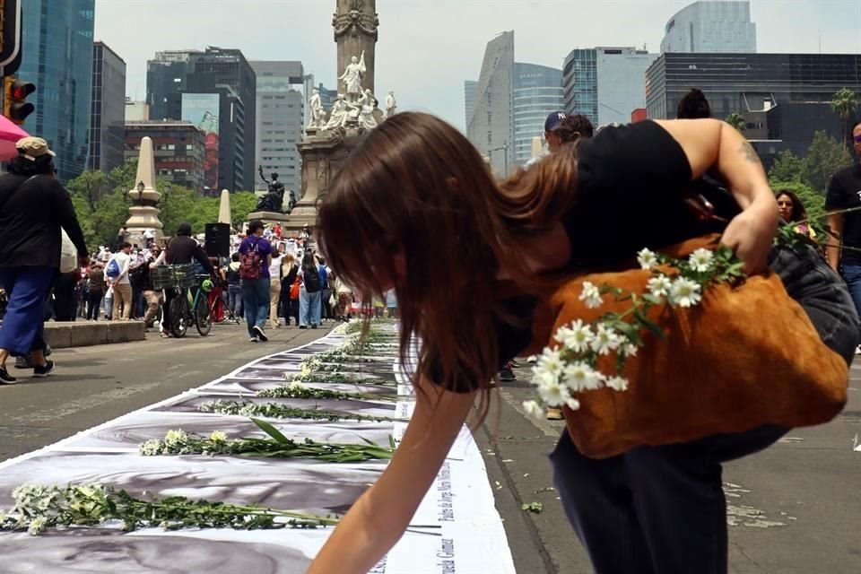Decenas de colectivos de madres buscadoras pidieron a la Presidenta que rompa 'pacto de impunidad' con el crimen y acepte ayuda de la ONU.