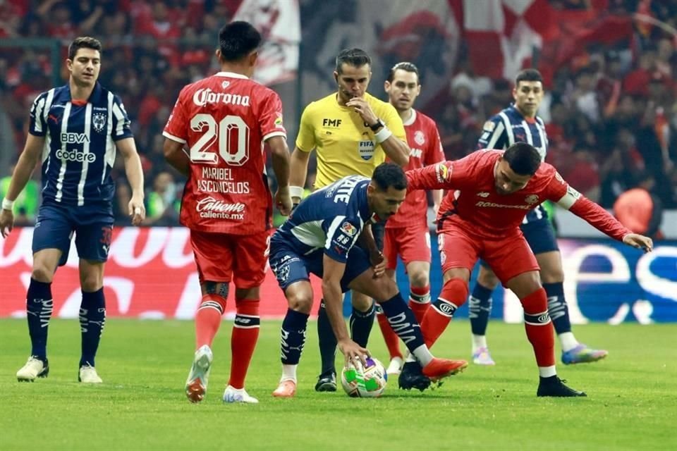 Rayados se despidió de un semestre para el olvido, tras ser eliminado por Toluca.