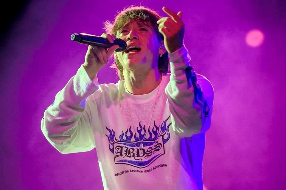 El cantante argentino Paulo Londra lanzó un nuevo sencillo 'Ramen para Dos', junto a María Becerra.
