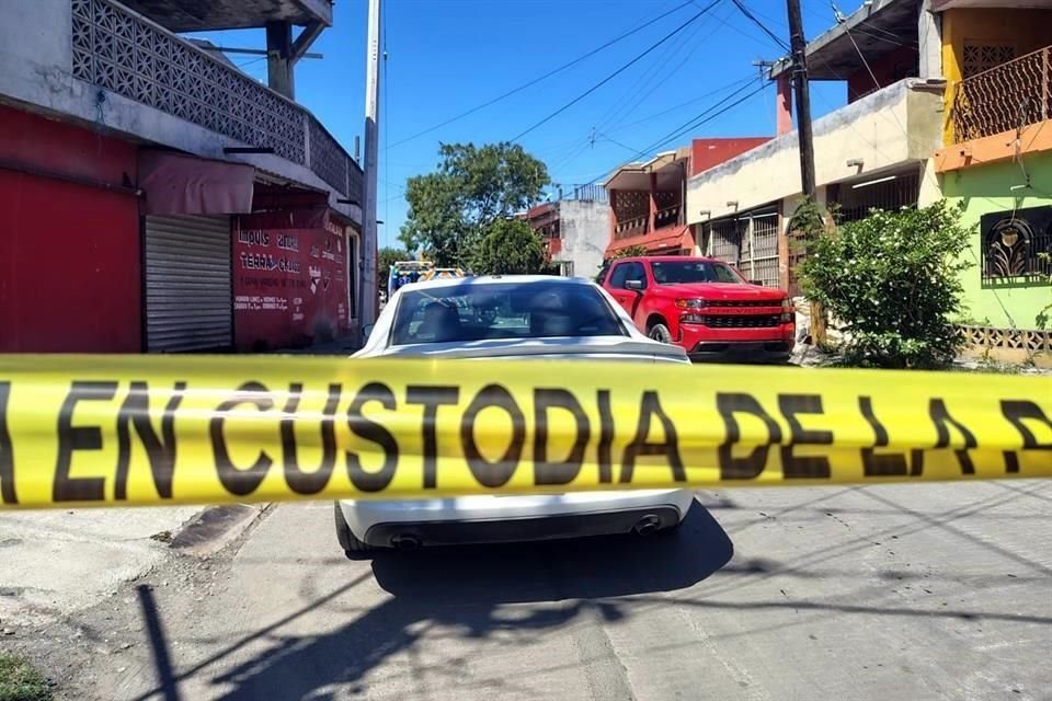 Los hechos fueron reportados a las 10:00 horas en la calle Cacama, en la Colonia Azteca.