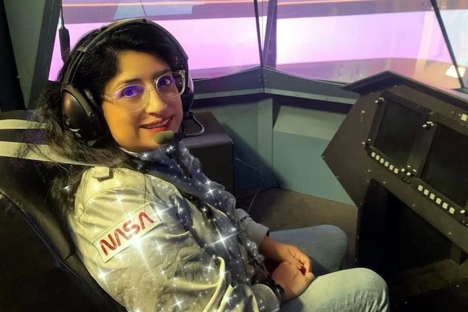 Guarneros Luna actualmente es arquitecta de sistemas senior en Lockheed Martin, una multinacional de la industria aeroespacial y militar, además de profesora de la San José State University, en California.