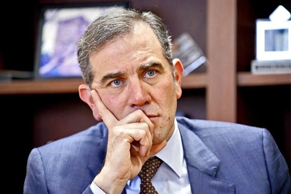 SEP podría verse obligada a rehacer un libro de texto de primaria por haber incluido referencia de Lorenzo Córdova sobre líder indígena.