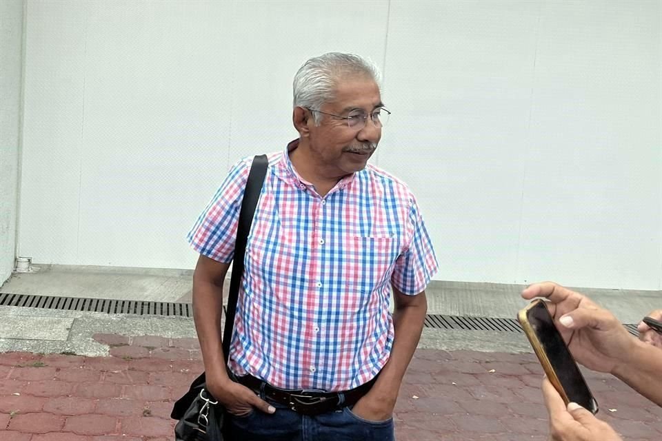 Abel Barrera, del Centro Tlachinollan, luego de la reunión que familiares de Suástegui sostuvieron con la Gobernadora Evelyn Salgado.
