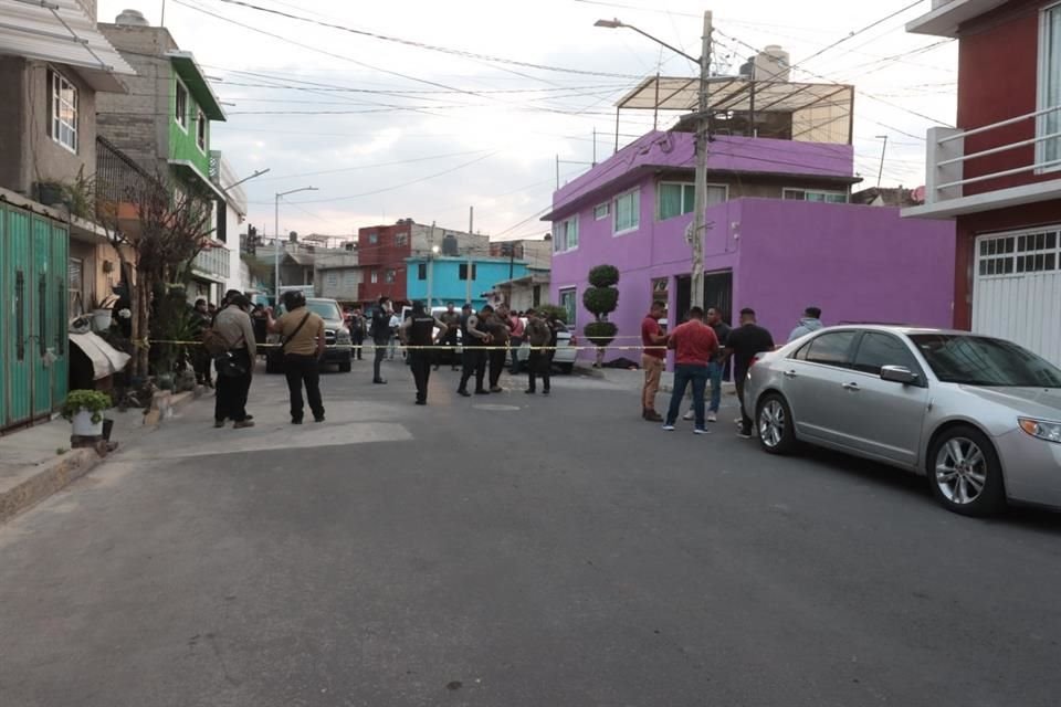 Cuando pretendían despojar a una persona de sus pertenencias fueron descubiertos  y dispararon contra policías.
