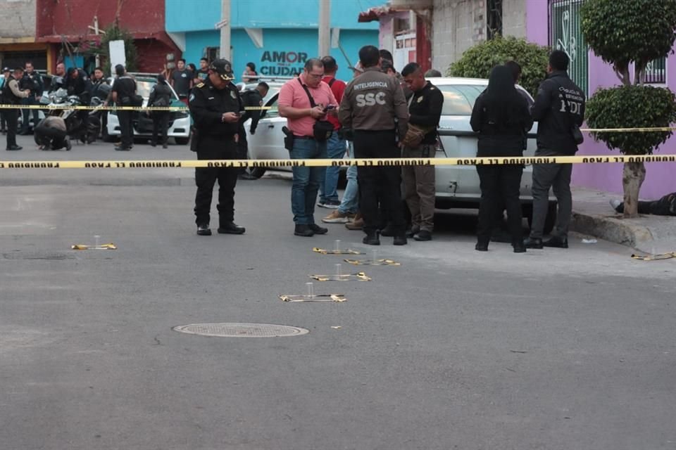 Cuando pretendían despojar a una persona de sus pertenencias fueron descubiertos  y dispararon contra policías.
