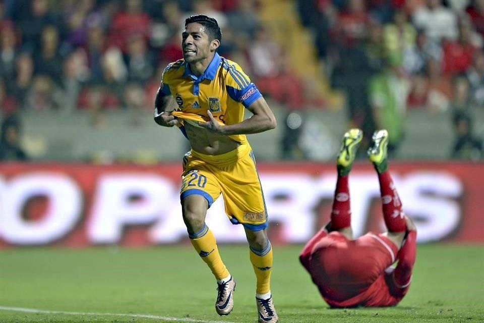 En Semifinales del Apertura 2015, los Tigres dejaron en el camino a Toluca y fueron campeones tras vencer en la Final a Pumas.