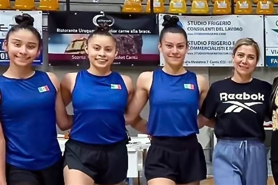 Fernanda Salas (izq.) hizo su debut mundial en Portugal.