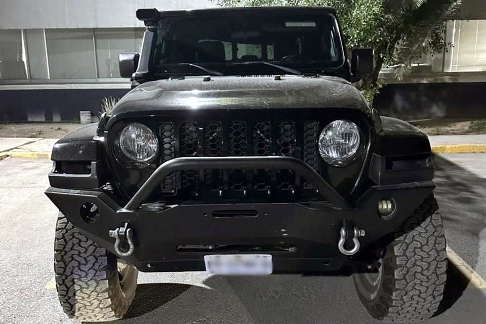 Un Jeep y un Toyota quedaron a disposición de la FGR.
