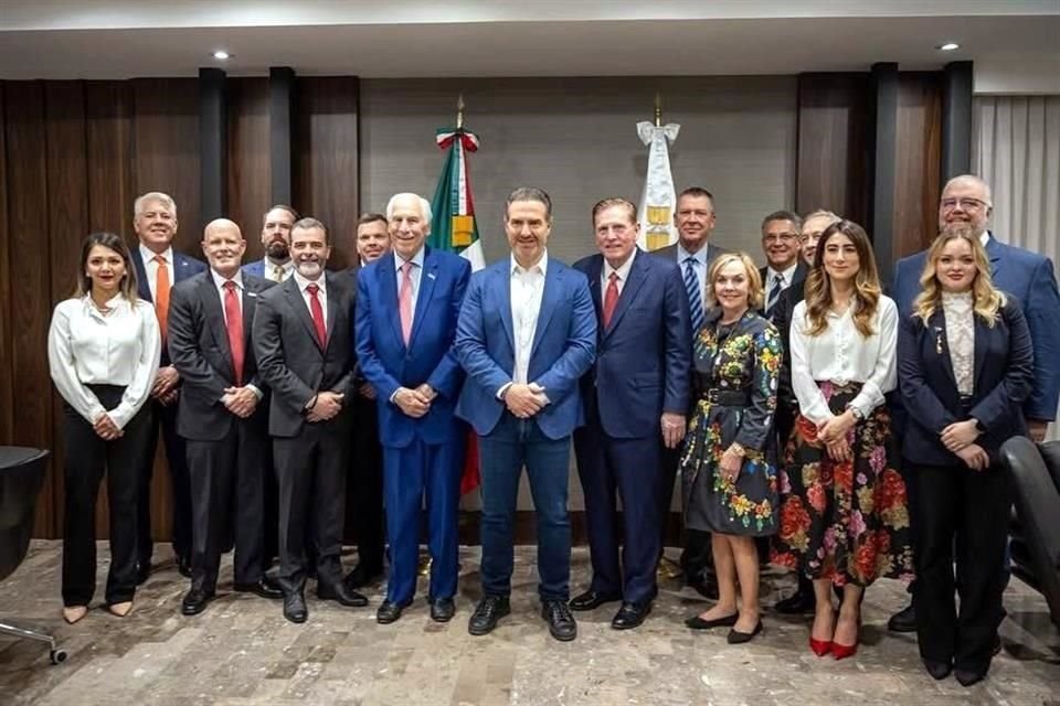 Adrián de la Garza dialogó con los alcaldes de la Alianza del sur de Texas de Brownsville, Laredo y San Antonio.