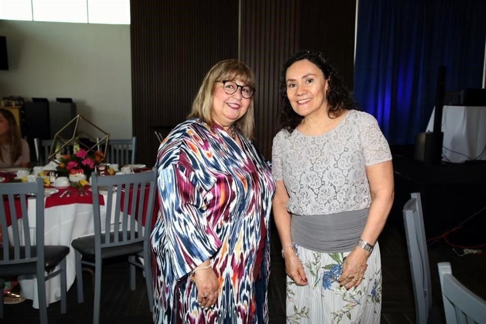 Adriana Santoyo y Sandra Escamilla