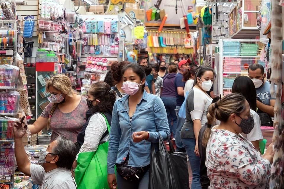 La economía mexicana mostraría un crecimiento de 0.8% en el segundo trimestre, ,según sondeo de Reuters.