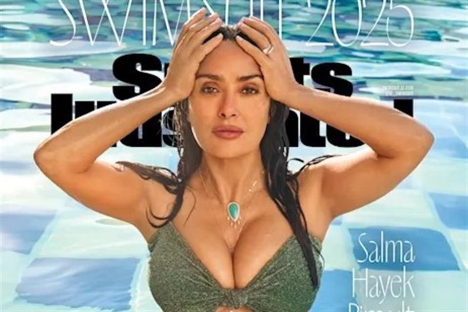 Así luce Salma Hayek en la portada.